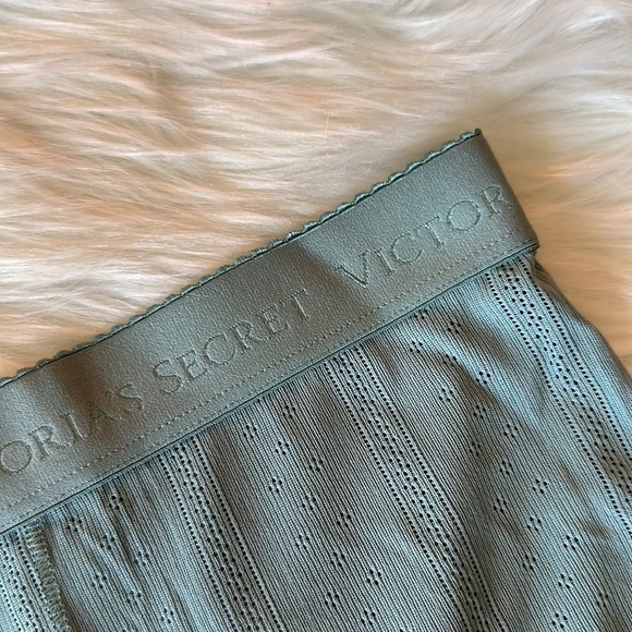 Pink Victoria’s Secret Panties - Picture 6 of 6